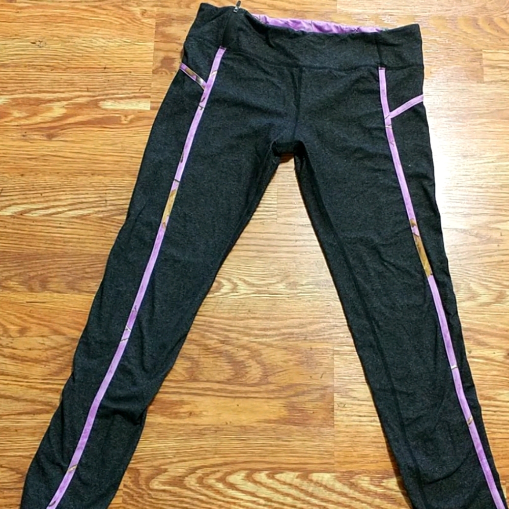 Realtree leggings with pocket